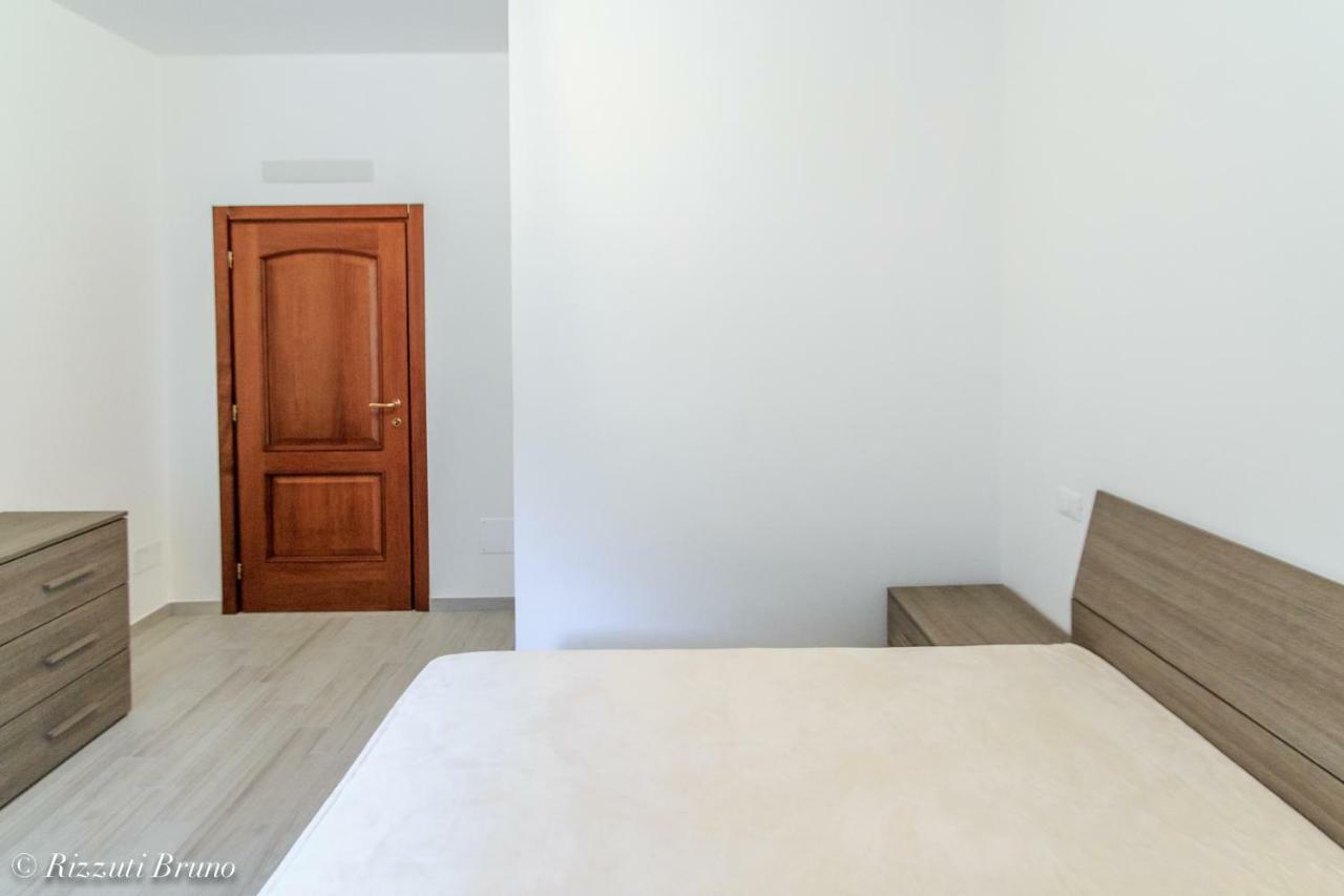 Appartamento Ristrutturato A Nuovo !!! Вараце Екстериор снимка